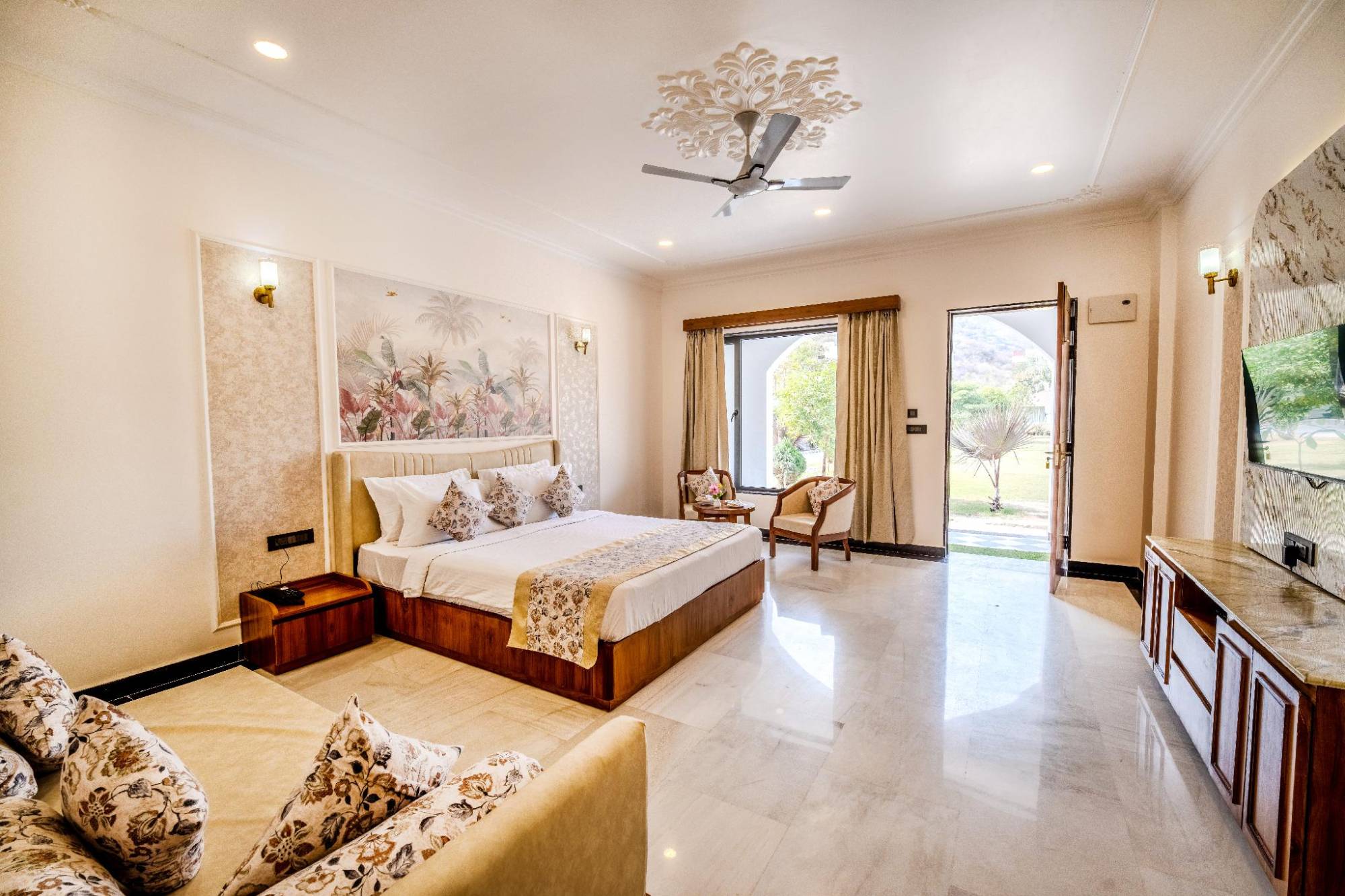Holiday Hill Resort